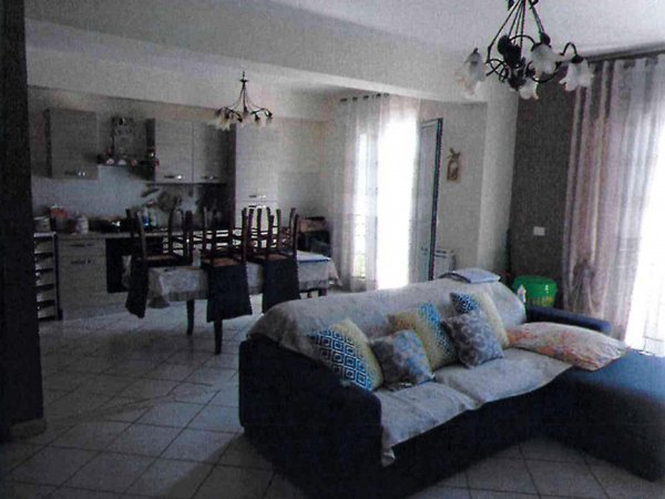 appartamento in vendita ad Acireale