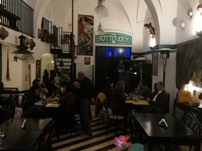 negozio in vendita ad Acireale in zona Centro Storico