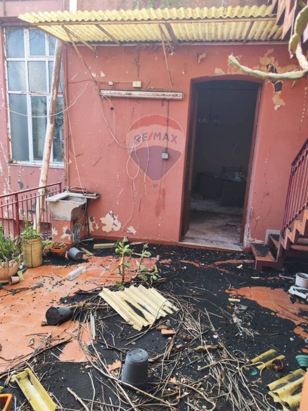 casa indipendente in vendita ad Acireale in zona Guardia