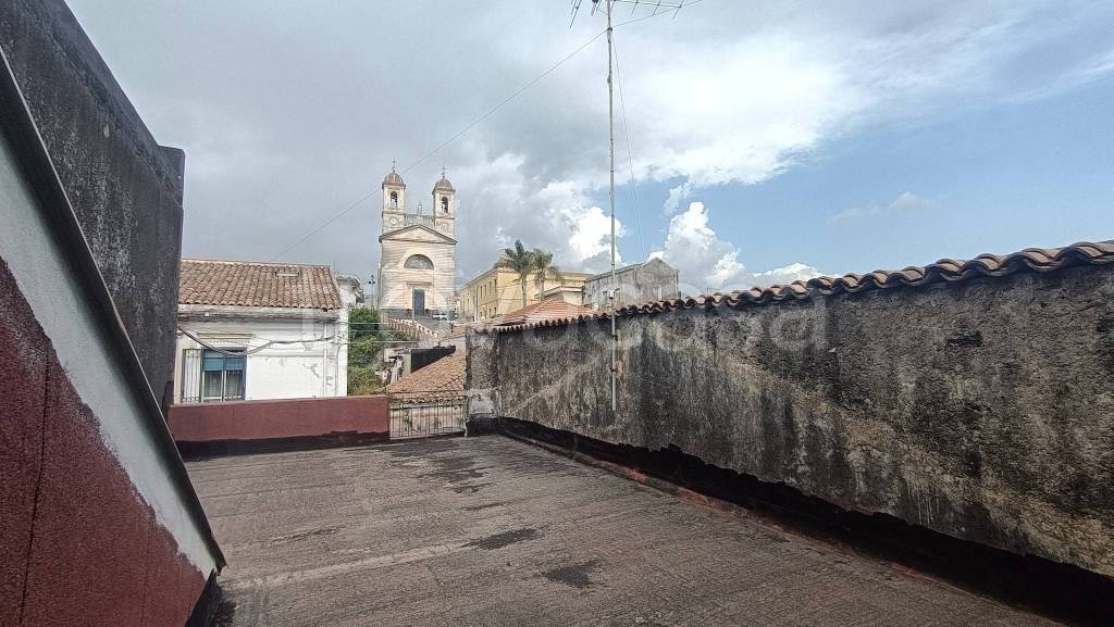 appartamento in vendita ad Acireale in zona Guardia