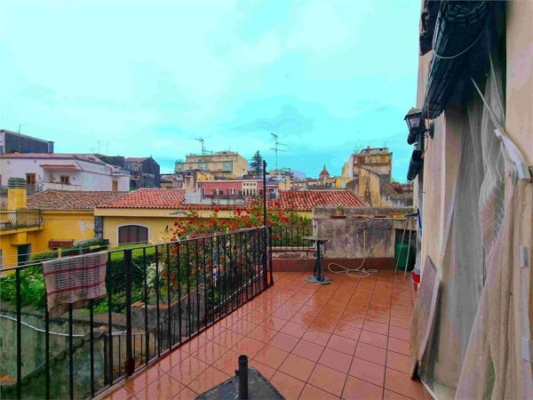 casa semindipendente in vendita ad Acireale