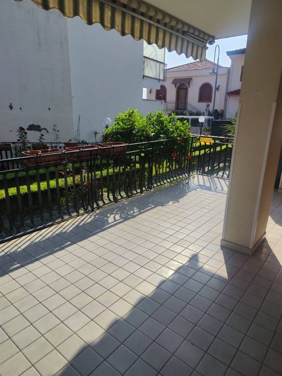 appartamento in vendita ad Acireale in zona Santa Tecla