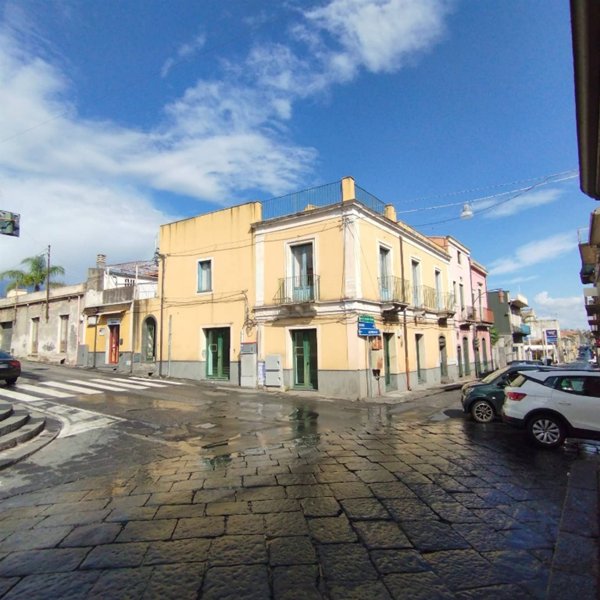 casa semindipendente in vendita ad Acireale in zona Guardia