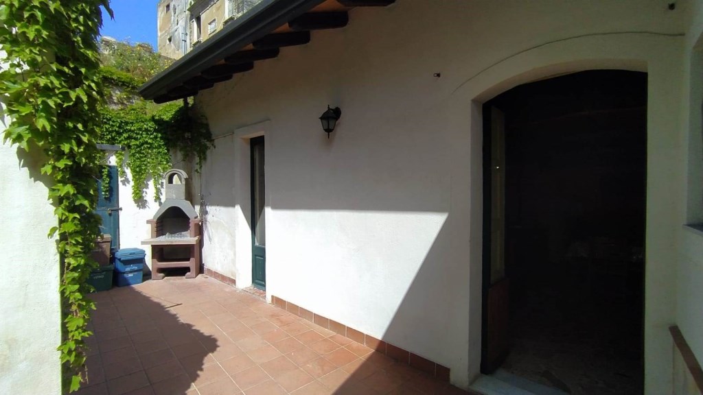 casa indipendente in vendita ad Acireale