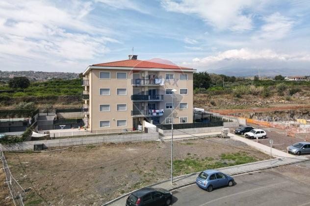 appartamento in vendita ad Acireale in zona Capo Mulini