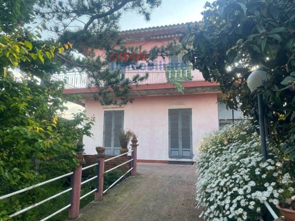 casa indipendente in vendita ad Acireale in zona Piano d'Api