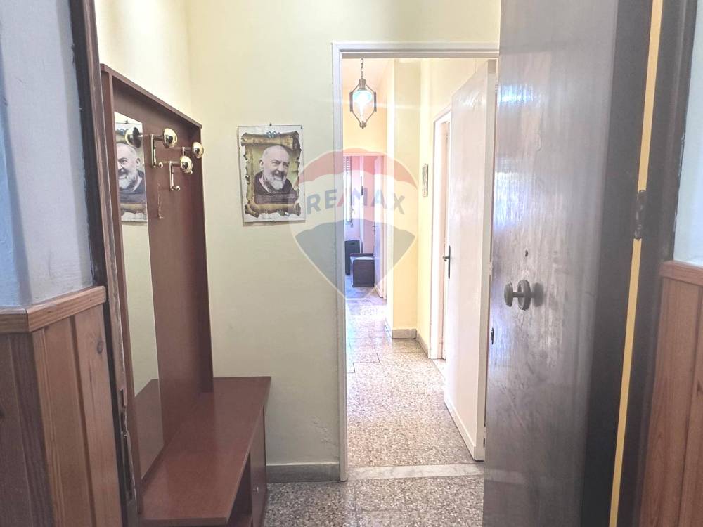 appartamento in vendita ad Acireale in zona Stazzo