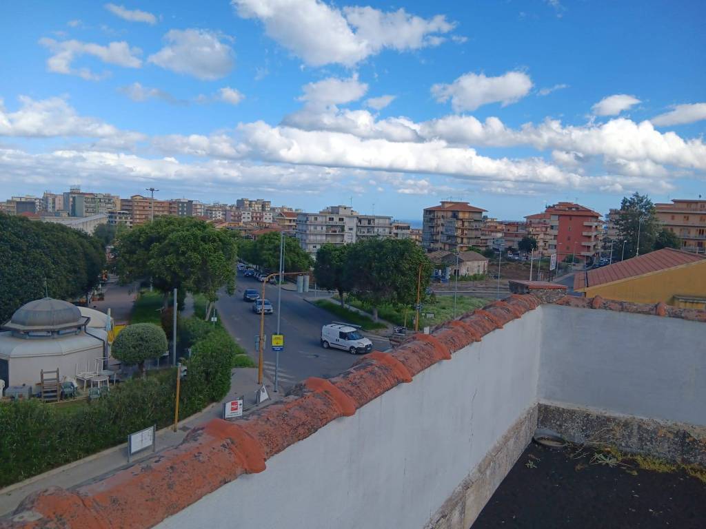 casa indipendente in vendita ad Acireale in zona San Cosmo