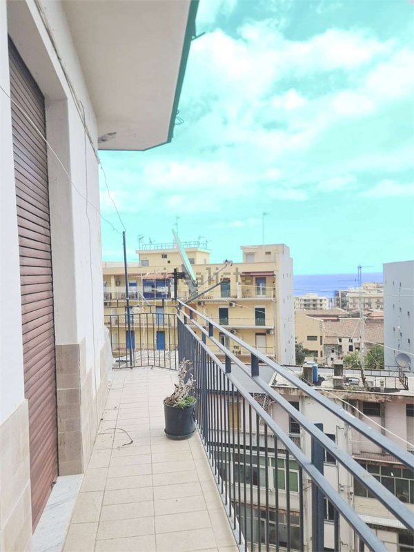 appartamento in vendita ad Acireale