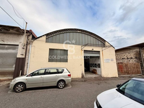 negozio in vendita ad Acireale in zona Centro Storico