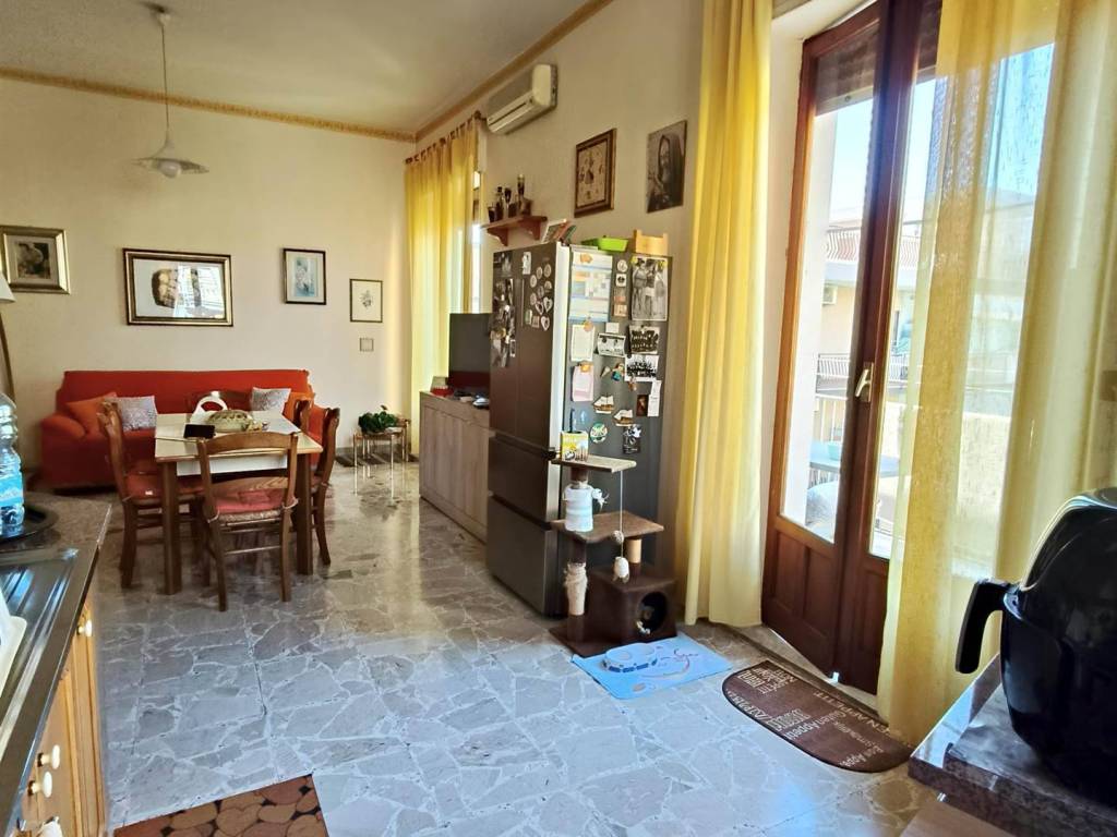 appartamento in vendita ad Acireale in zona San Giovanni