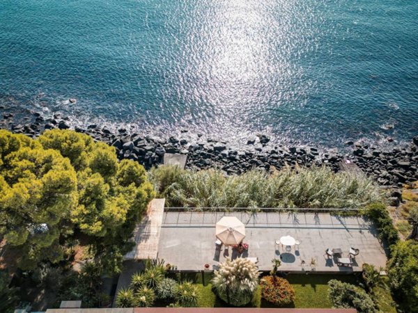 casa indipendente in vendita ad Acireale in zona Santa Caterina