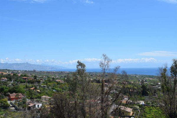 appartamento in vendita ad Acireale in zona Piano d'Api