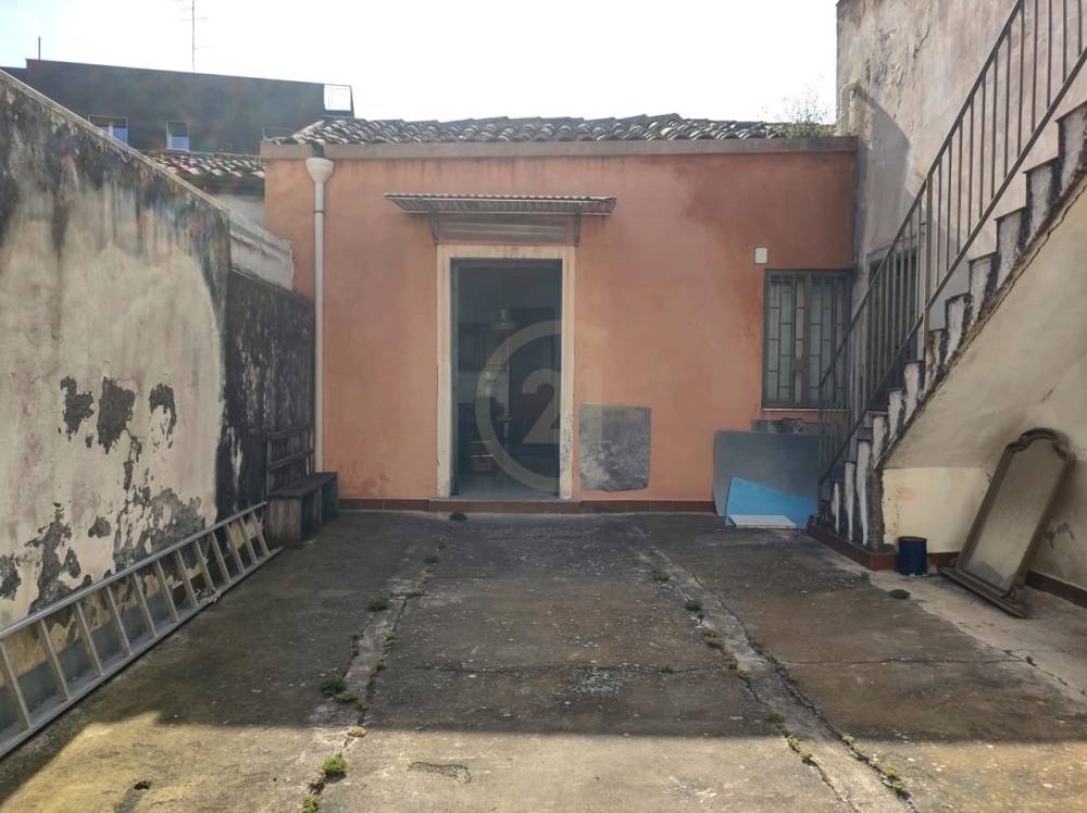 casa indipendente in vendita ad Acireale