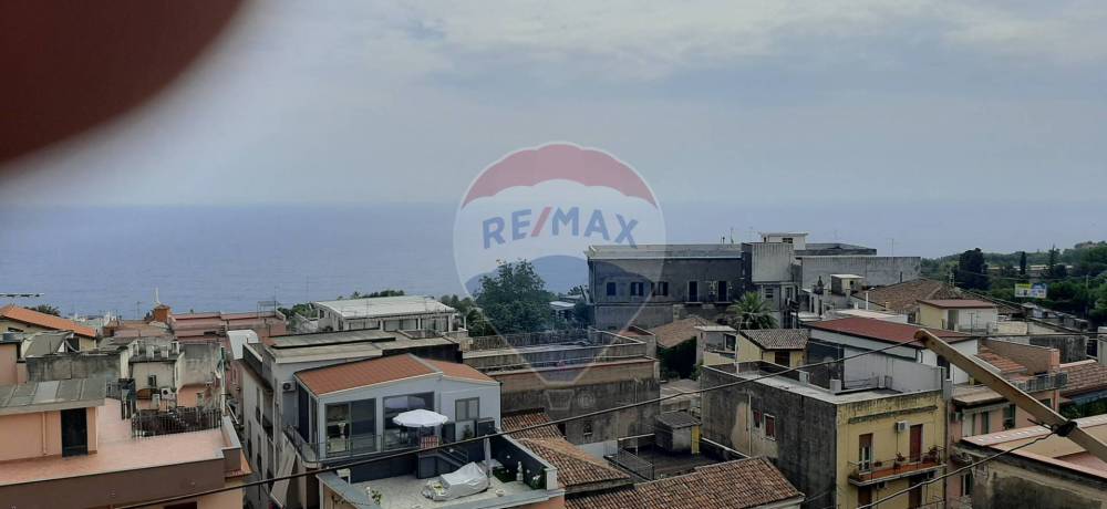 appartamento in vendita ad Acireale