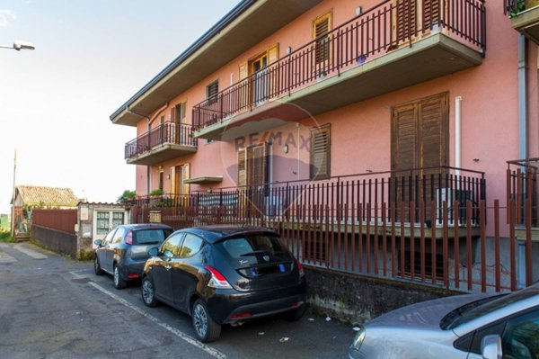 appartamento in vendita ad Acireale in zona Pennisi