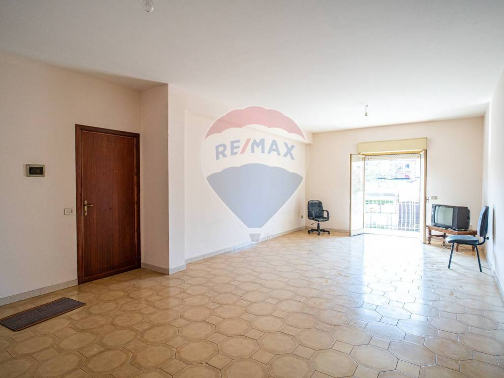 appartamento in vendita ad Acireale in zona Stazzo