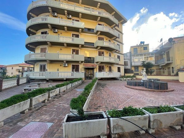 appartamento in vendita ad Acireale