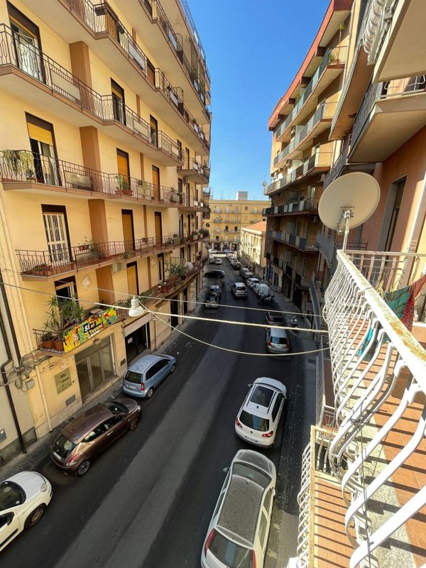 appartamento in vendita ad Acireale in zona Santa Tecla