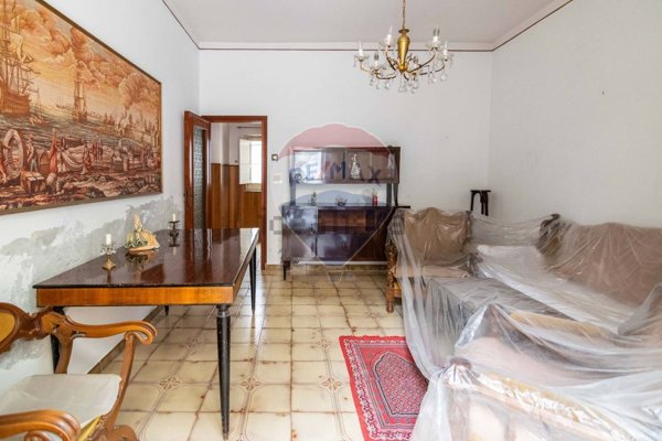 appartamento in vendita ad Acireale in zona Centro Storico