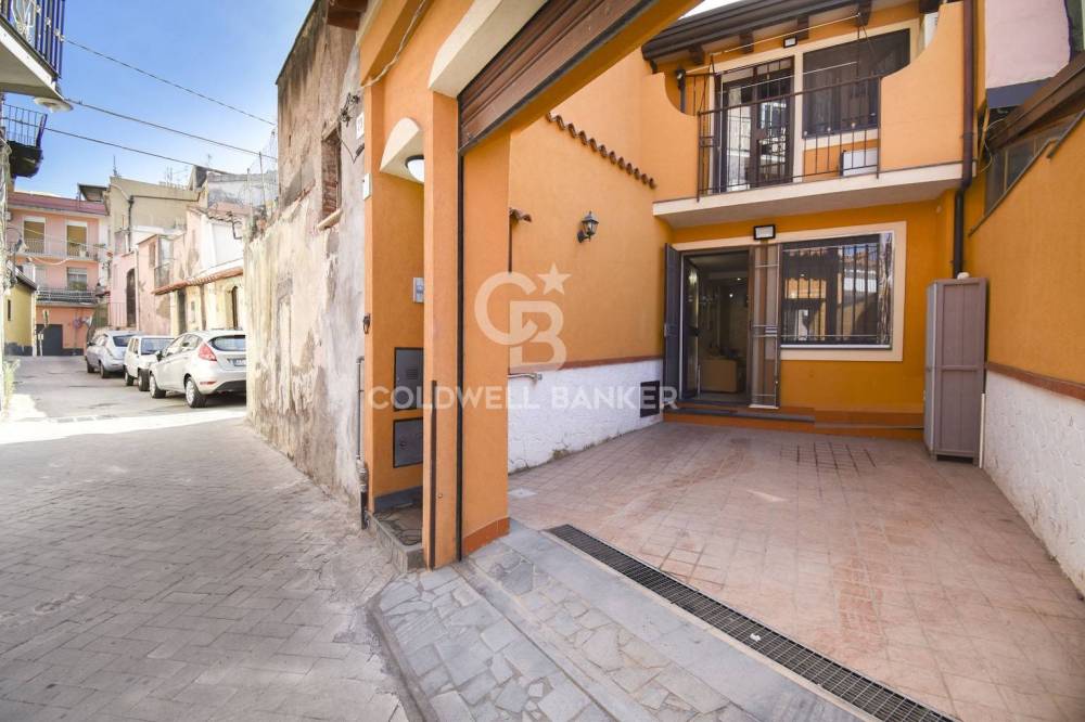 casa indipendente in vendita ad Acireale