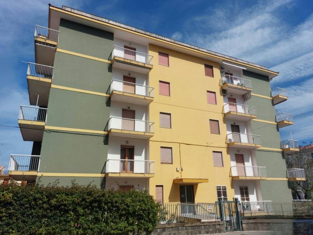 appartamento in vendita ad Acireale in zona San Cosmo