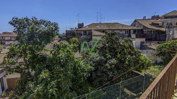casa indipendente in vendita ad Acireale