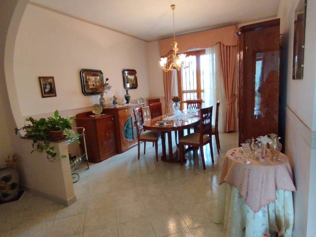 appartamento in vendita ad Acireale in zona Guardia