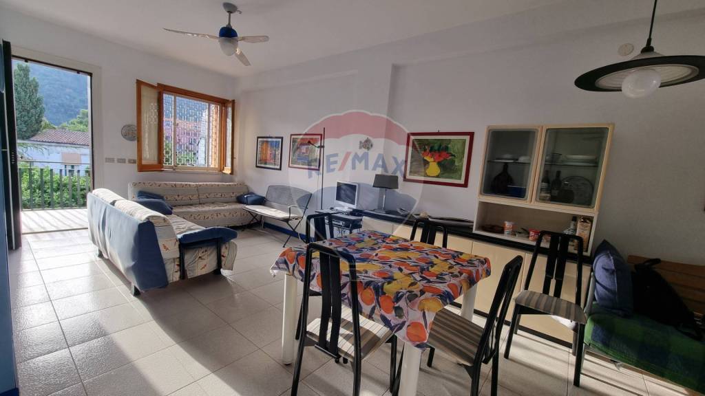 appartamento in vendita ad Acireale in zona Santa Tecla