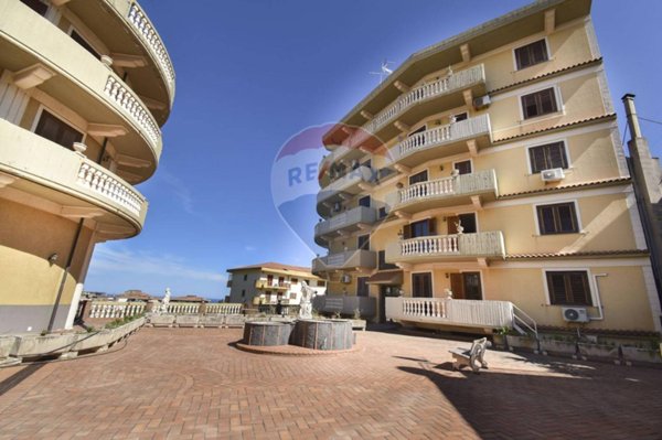 appartamento in vendita ad Acireale