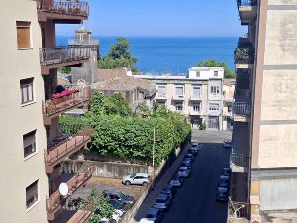 appartamento in vendita ad Acireale