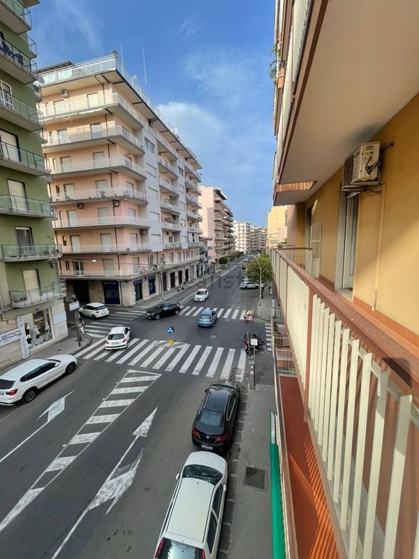 appartamento in vendita ad Acireale