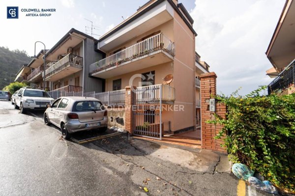 appartamento in vendita ad Acireale in zona Santa Tecla