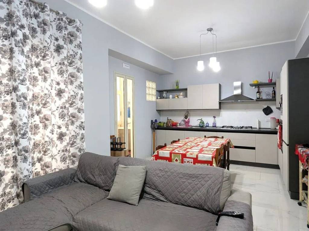 appartamento in vendita ad Acireale