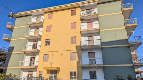 appartamento in vendita ad Acireale