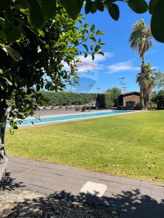 villa in vendita ad Acireale in zona Piano d'Api