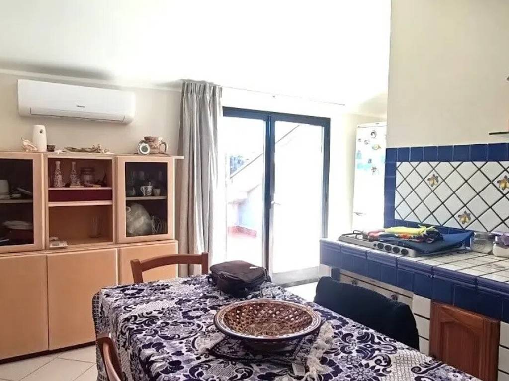 appartamento in vendita ad Acireale in zona Stazzo