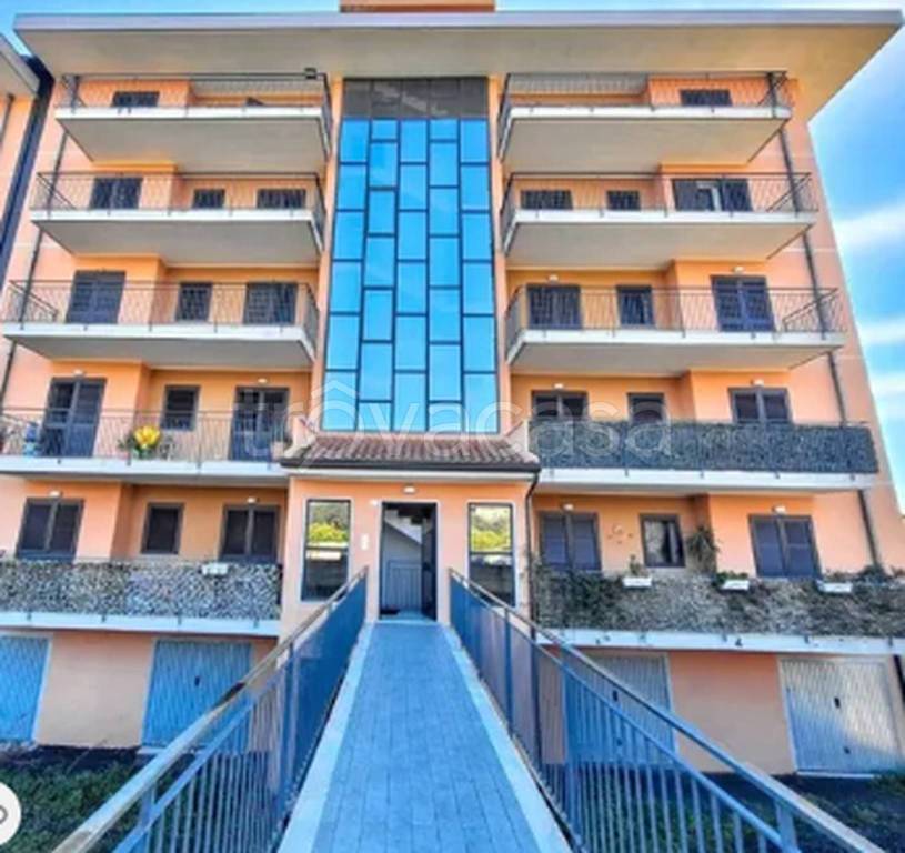 appartamento in vendita ad Acireale