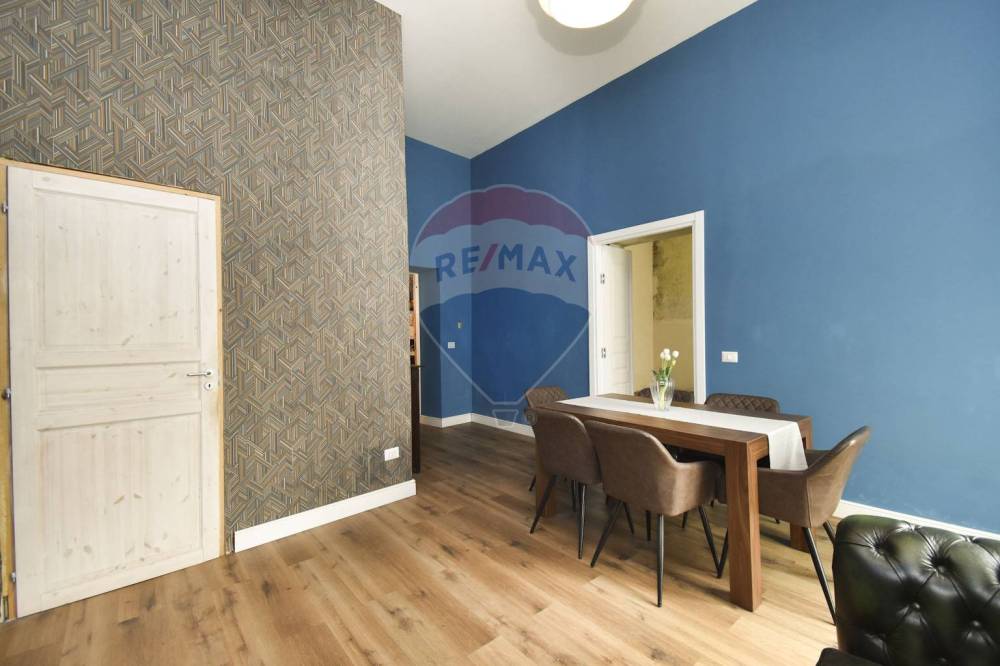 casa indipendente in vendita ad Acireale in zona Centro Storico