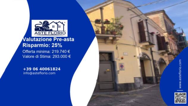 casa indipendente in vendita ad Acireale in zona Centro Storico