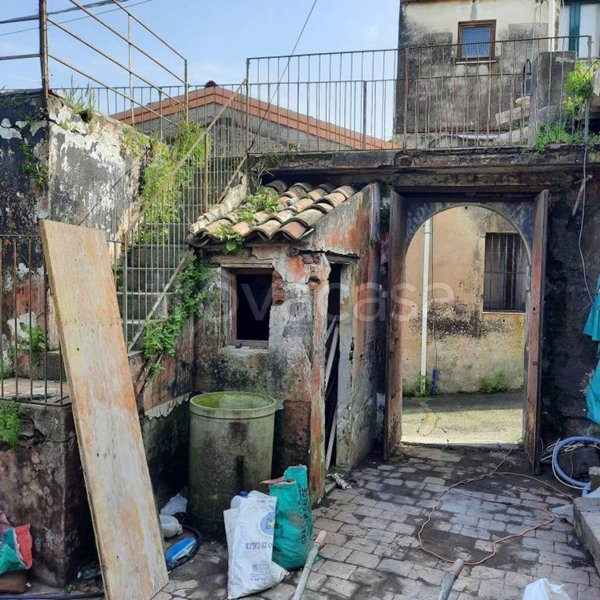 casa indipendente in vendita ad Acireale