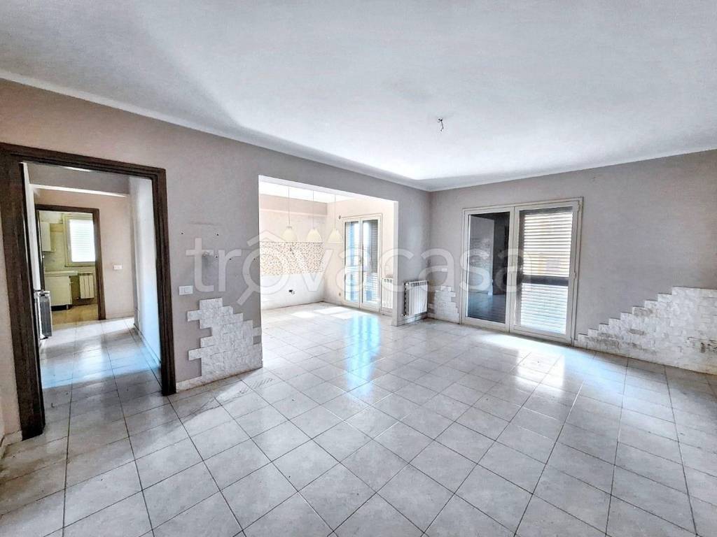 appartamento in vendita ad Acireale