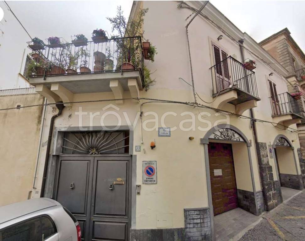 appartamento in vendita ad Acireale in zona Centro Storico
