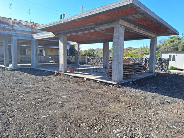 casa indipendente in vendita ad Acireale