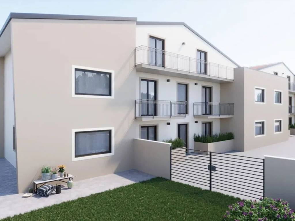 appartamento in vendita ad Acireale in zona Piano d'Api