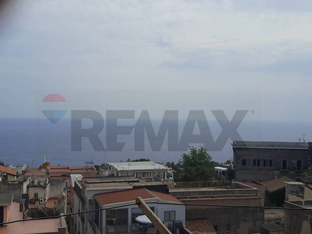 appartamento in vendita ad Acireale in zona Centro Storico
