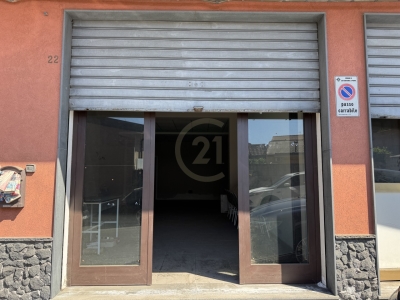 negozio in vendita ad Acireale in zona San Giovanni