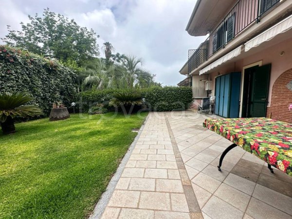 casa indipendente in vendita ad Acireale in zona Balatelle
