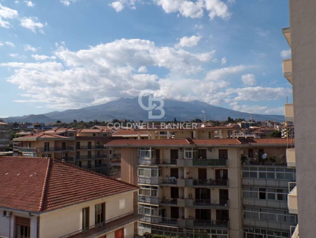 appartamento in vendita ad Acireale in zona Centro Storico
