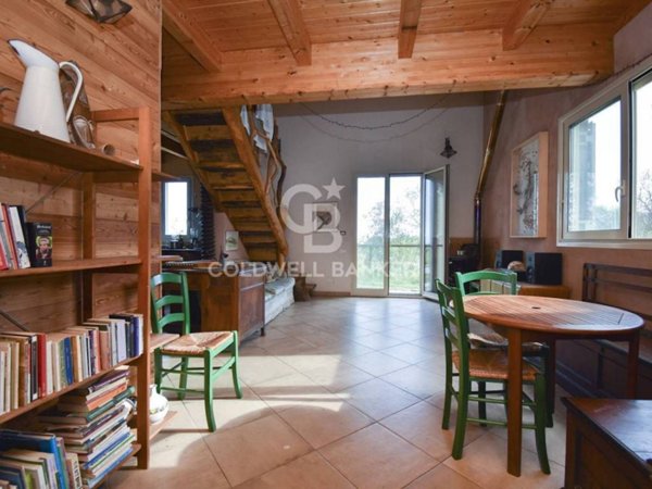 casa indipendente in vendita ad Acireale in zona Pozzillo